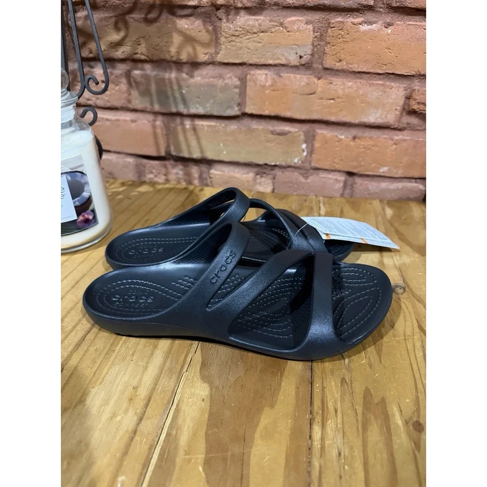 New Crocs Kadee II Black Sandals 6 Water Sandals Water Vacation Summer Cruise